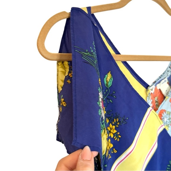Odille Anthropologie 100% Silk Rare Blue + Yellow Floral Patchwork Blouse-Size 6 - Picture 3 of 7